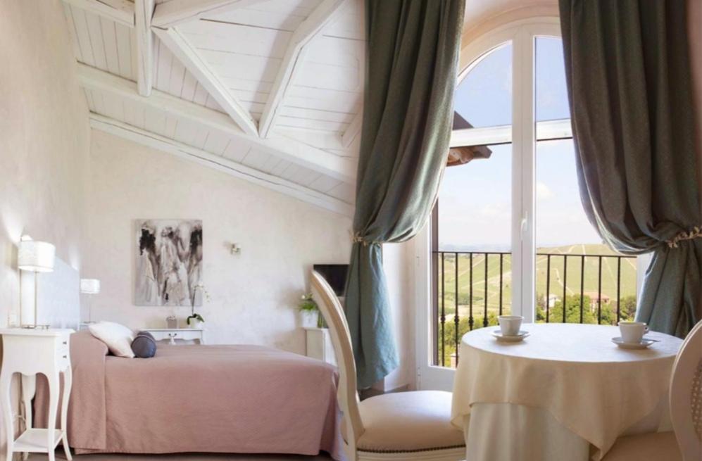 Locanda San Giorgio Neviglie Exterior photo