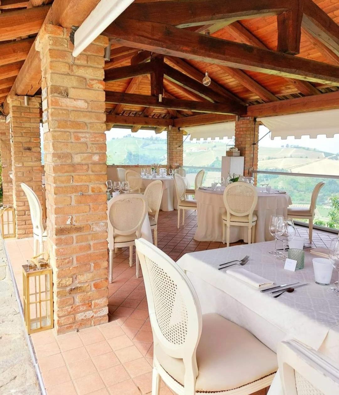 Locanda San Giorgio Neviglie Exterior photo